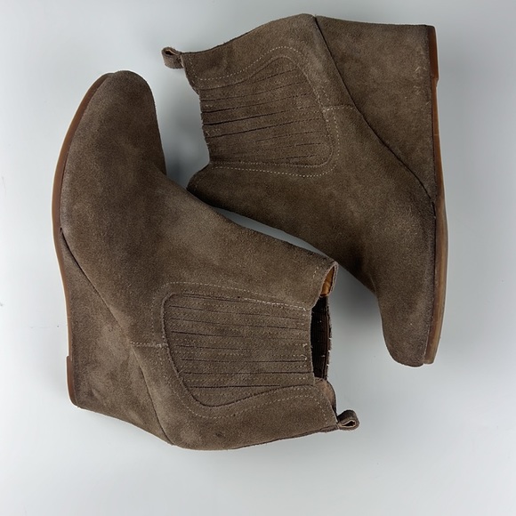DV by Dolce Vita for Target Wedge Ankle Suede Bootie Sz: 8.5 - Picture 5 of 9